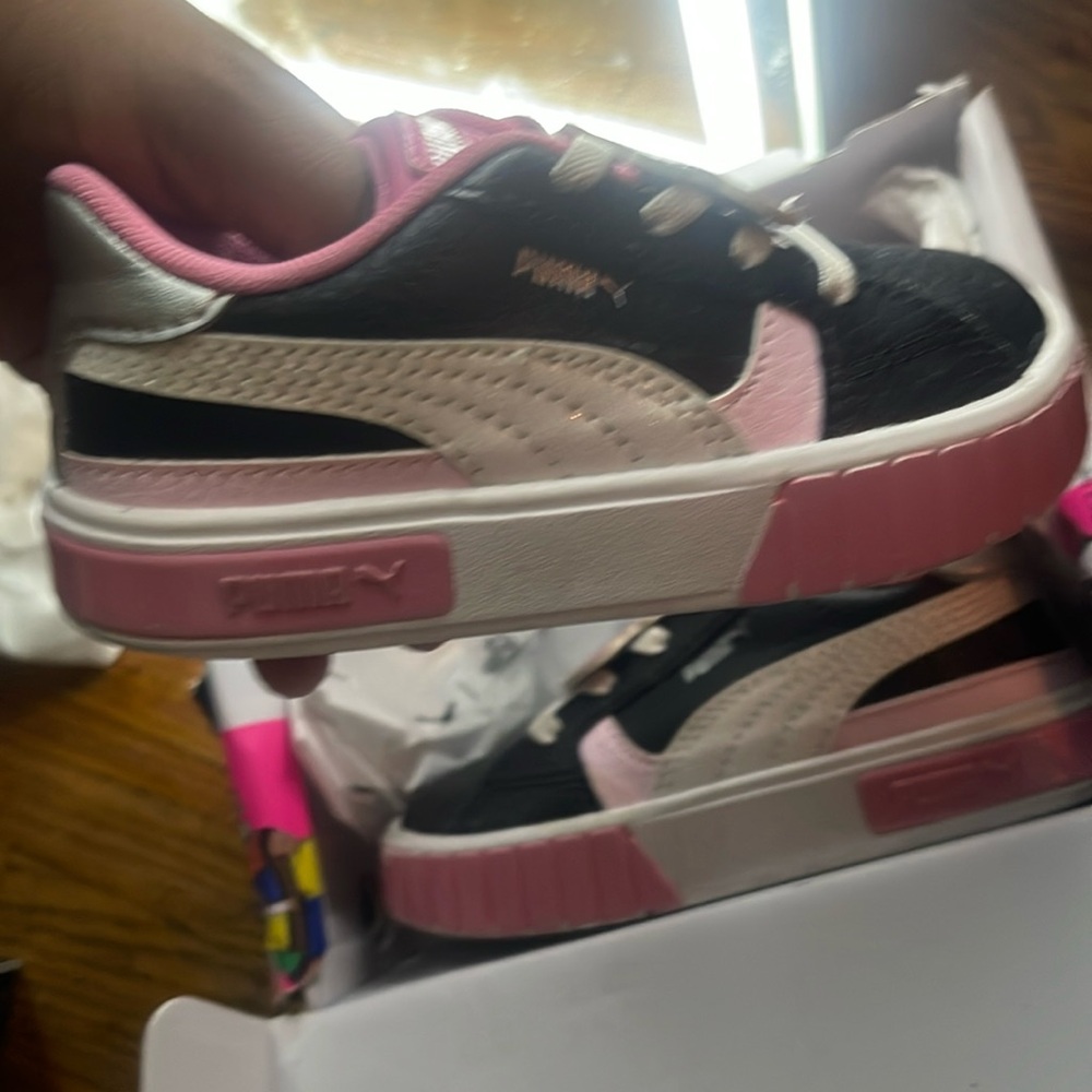 LOL surprise pumas SIZE 8C